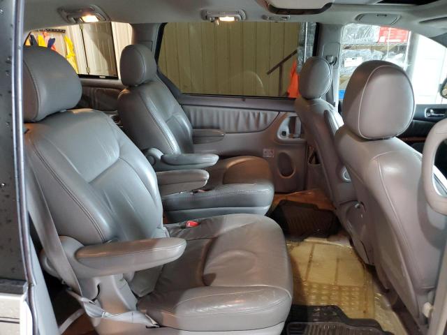 Photo 10 VIN: 5TDBA22C54S015783 - TOYOTA SIENNA XLE 