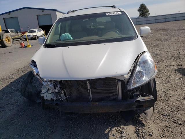 Photo 4 VIN: 5TDBA22C56S068812 - TOYOTA SIENNA XLE 