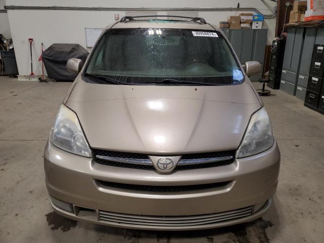 Photo 4 VIN: 5TDBA22C64S014609 - TOYOTA SIENNA XLE 