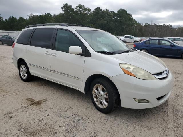 Photo 3 VIN: 5TDBA22C66S057821 - TOYOTA SIENNA XLE 