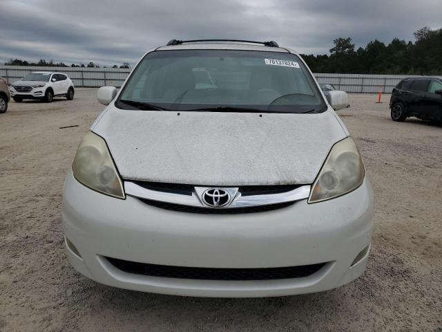 Photo 4 VIN: 5TDBA22C66S057821 - TOYOTA SIENNA XLE 