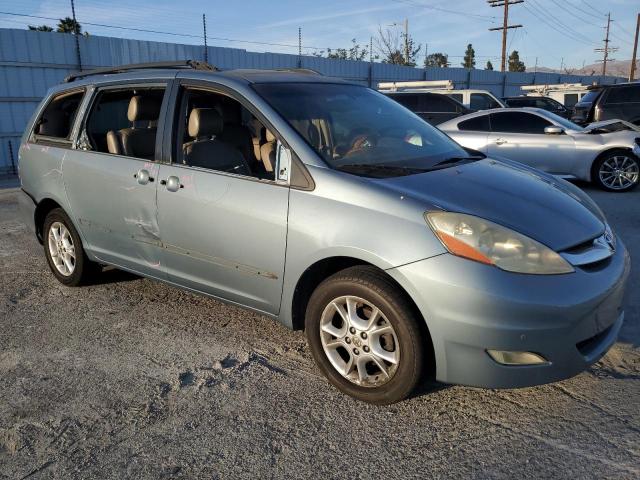 Photo 3 VIN: 5TDBA22C66S061447 - TOYOTA SIENNA XLE 