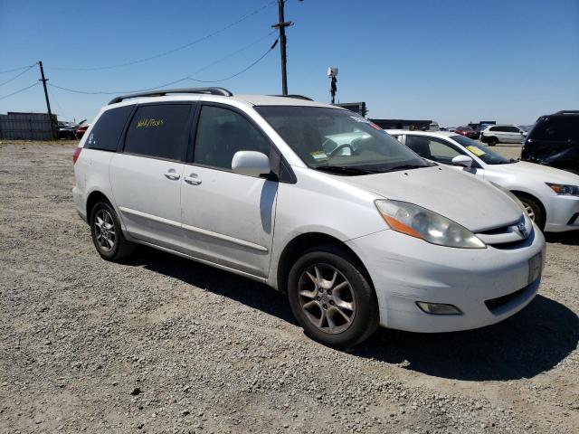 Photo 3 VIN: 5TDBA22C66S075770 - TOYOTA SIENNA XLE 