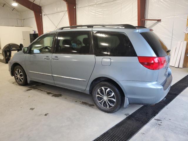 Photo 1 VIN: 5TDBA22C74S008365 - TOYOTA SIENNA XLE 