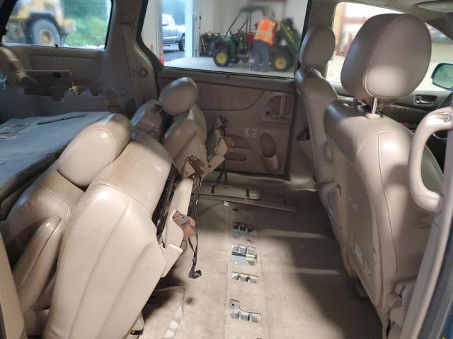 Photo 10 VIN: 5TDBA22C74S008365 - TOYOTA SIENNA XLE 