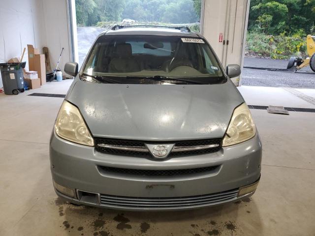 Photo 4 VIN: 5TDBA22C74S008365 - TOYOTA SIENNA XLE 