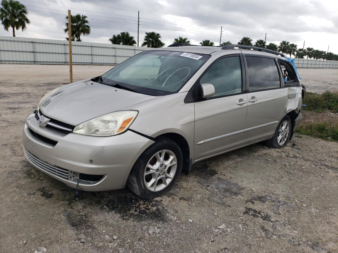 Photo 0 VIN: 5TDBA22C74S019463 - TOYOTA SIENNA 