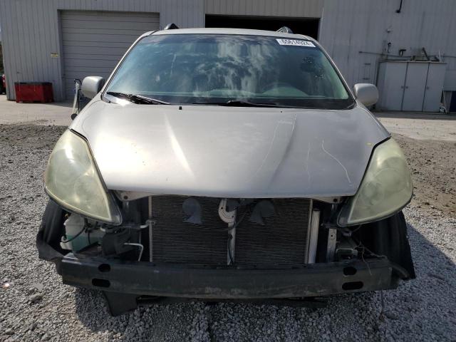 Photo 4 VIN: 5TDBA22C76S065975 - TOYOTA SIENNA XLE 