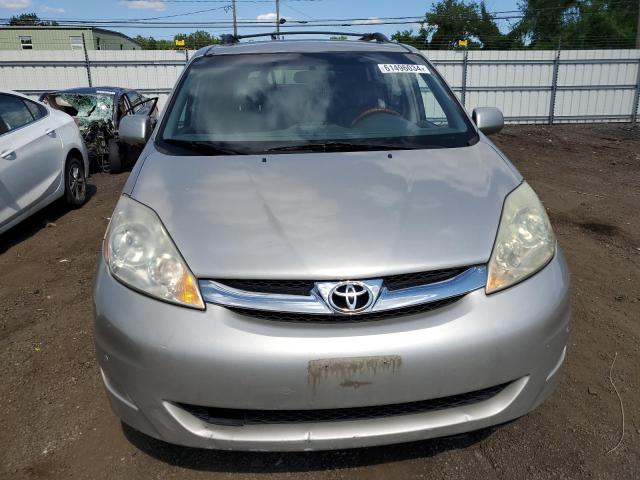 Photo 4 VIN: 5TDBA22C76S070870 - TOYOTA SIENNA XLE 