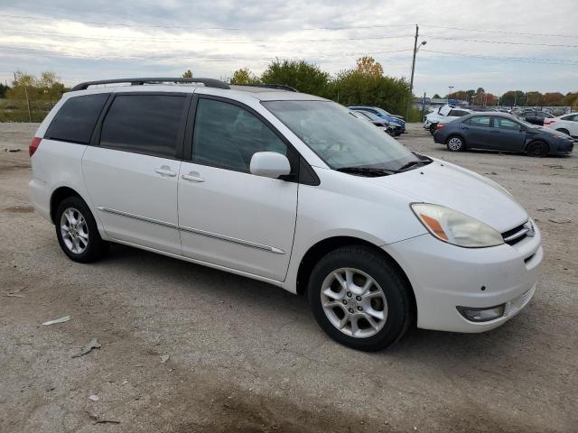 Photo 3 VIN: 5TDBA22C84S000792 - TOYOTA SIENNA XLE 