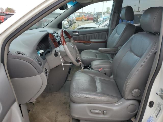 Photo 6 VIN: 5TDBA22C84S000792 - TOYOTA SIENNA XLE 