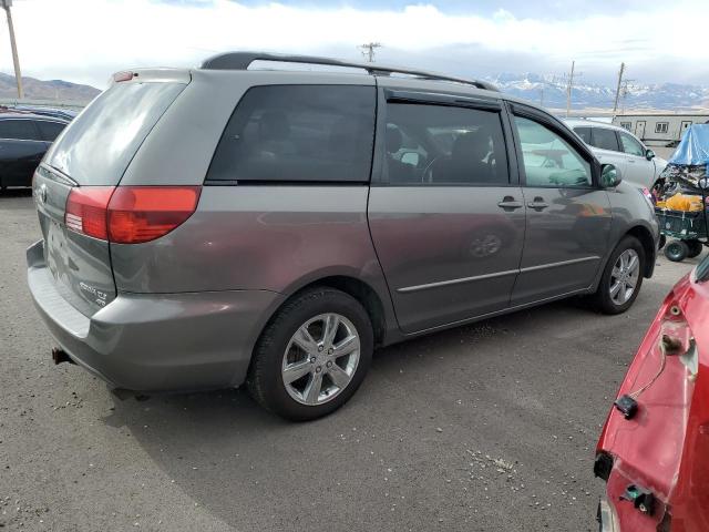 Photo 2 VIN: 5TDBA22C95S032698 - TOYOTA SIENNA XLE 