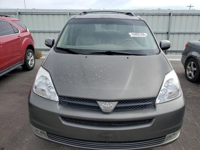 Photo 4 VIN: 5TDBA22C95S032698 - TOYOTA SIENNA XLE 