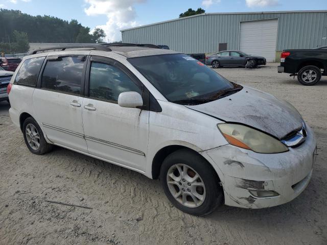 Photo 3 VIN: 5TDBA22C96S060504 - TOYOTA SIENNA XLE 