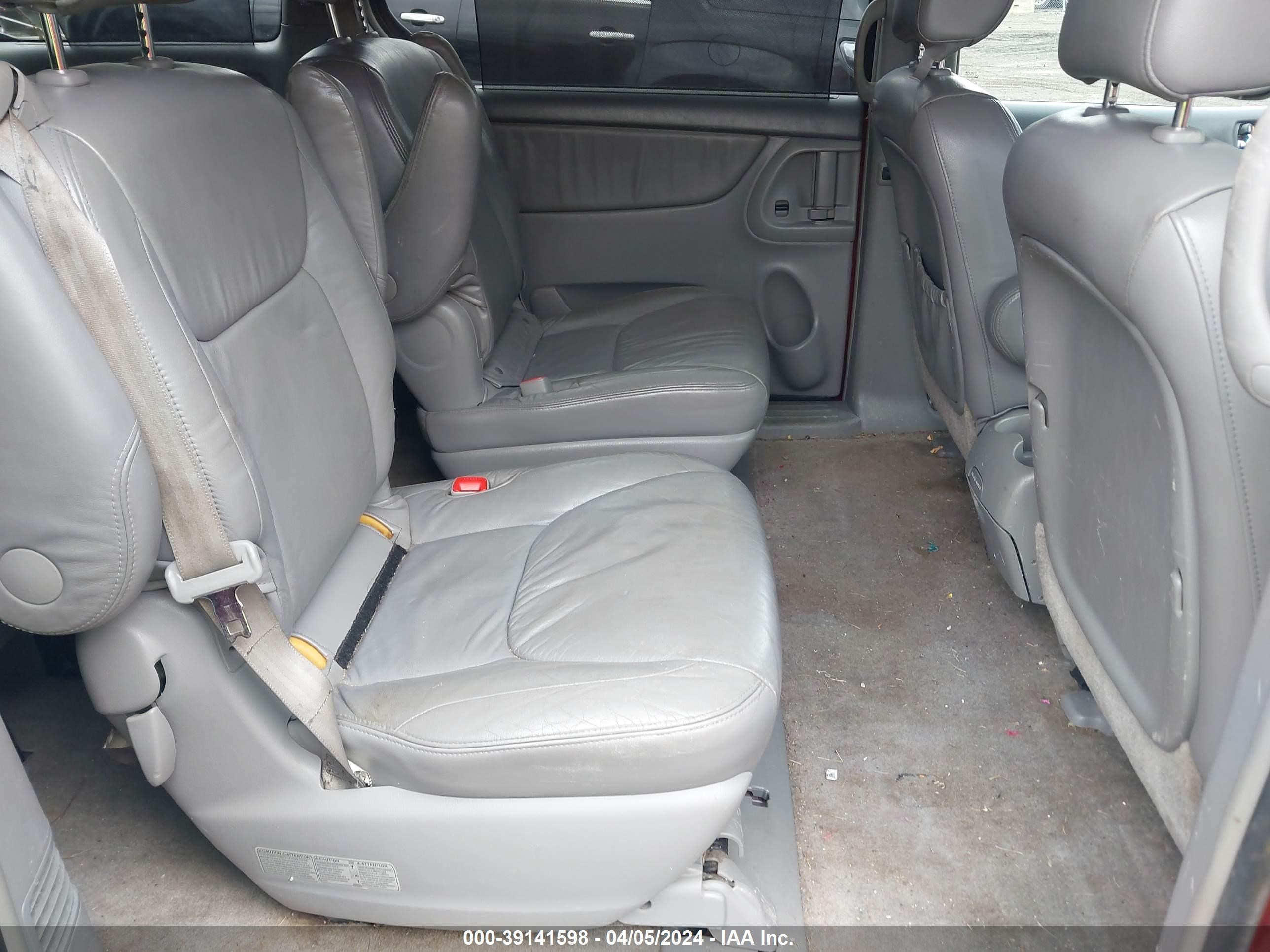 Photo 7 VIN: 5TDBA22C96S070899 - TOYOTA SIENNA 