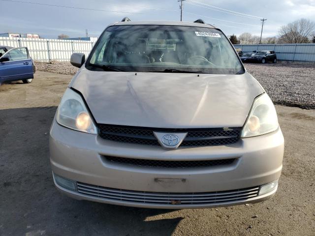 Photo 4 VIN: 5TDBA22CX4S017299 - TOYOTA SIENNA XLE 