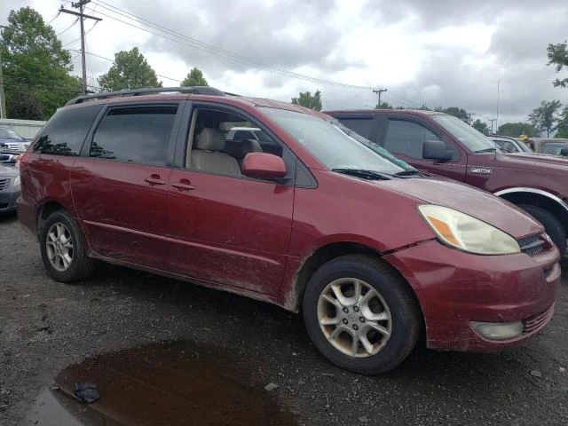 Photo 3 VIN: 5TDBA22CX4S028254 - TOYOTA SIENNA XLE 