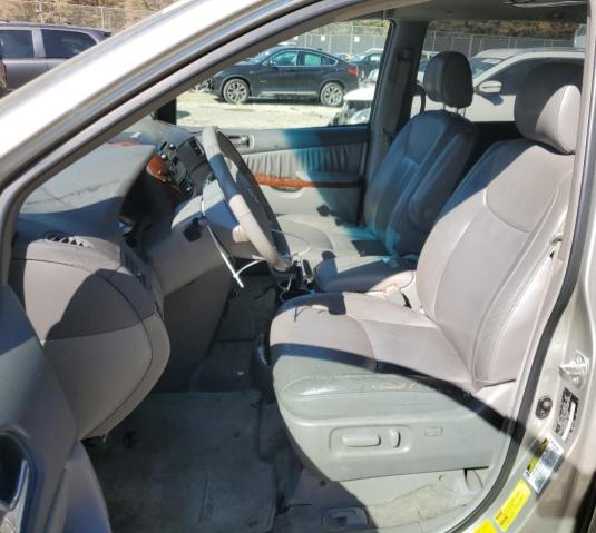 Photo 6 VIN: 5TDBA22CX5S048831 - TOYOTA SIENNA XLE 