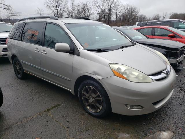 Photo 3 VIN: 5TDBA22CX6S060236 - TOYOTA SIENNA XLE 