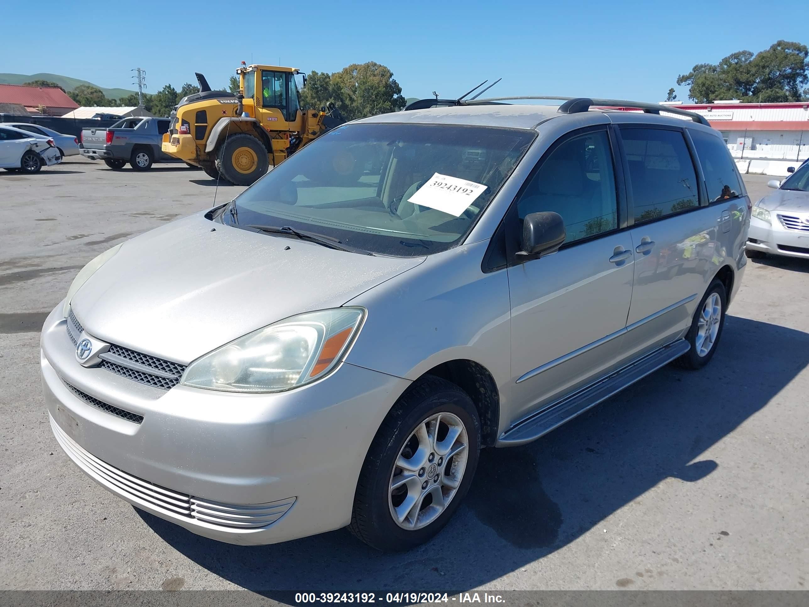 Photo 1 VIN: 5TDBA23C34S015957 - TOYOTA SIENNA 