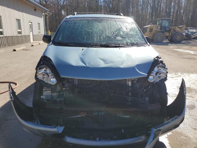 Photo 4 VIN: 5TDBA23C45S029870 - TOYOTA SIENNA LE 