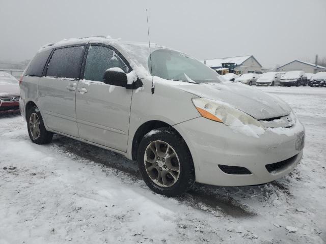 Photo 3 VIN: 5TDBA23C46S057590 - TOYOTA SIENNA LE 