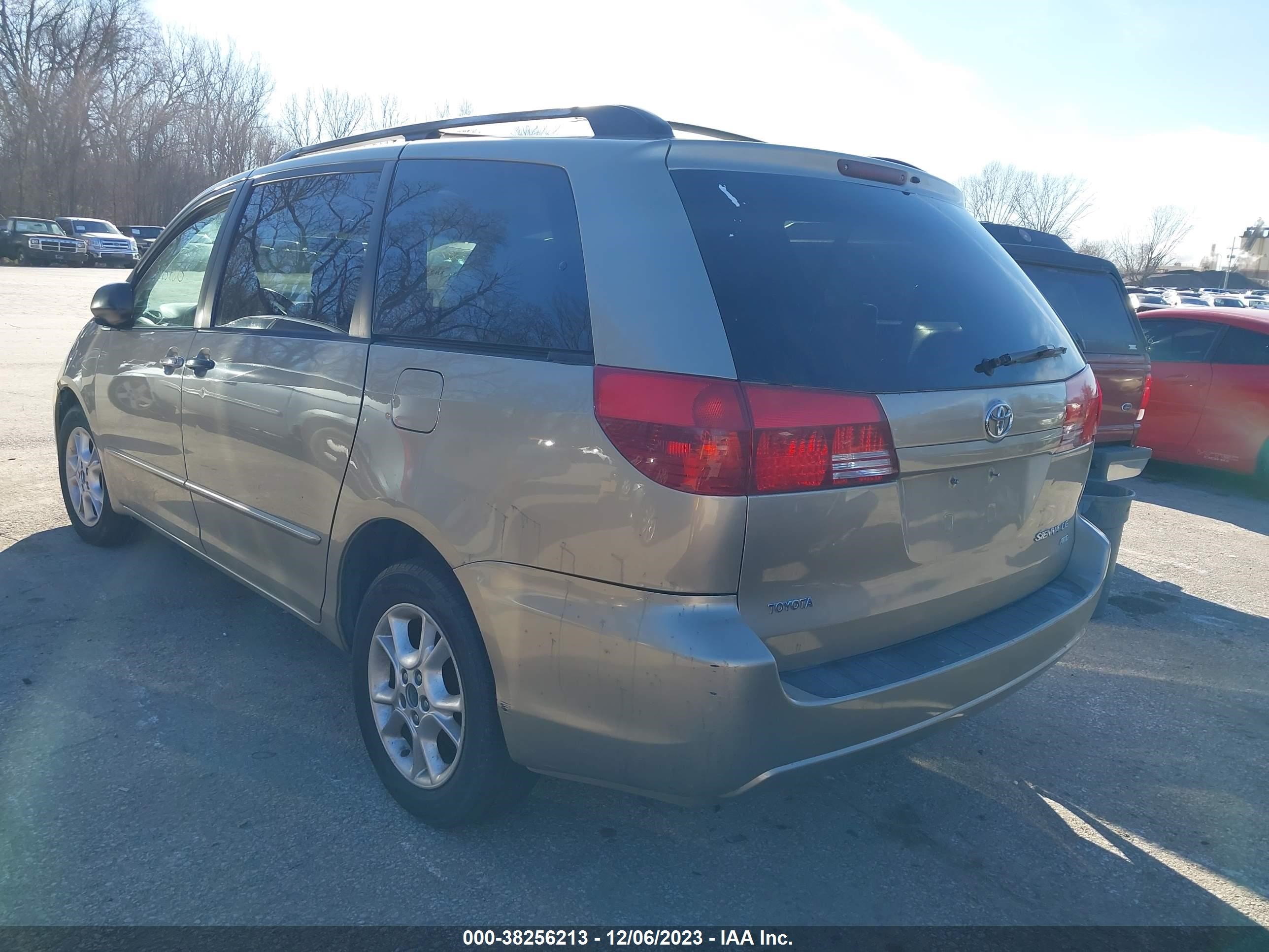 Photo 2 VIN: 5TDBA23C54S003020 - TOYOTA SIENNA 