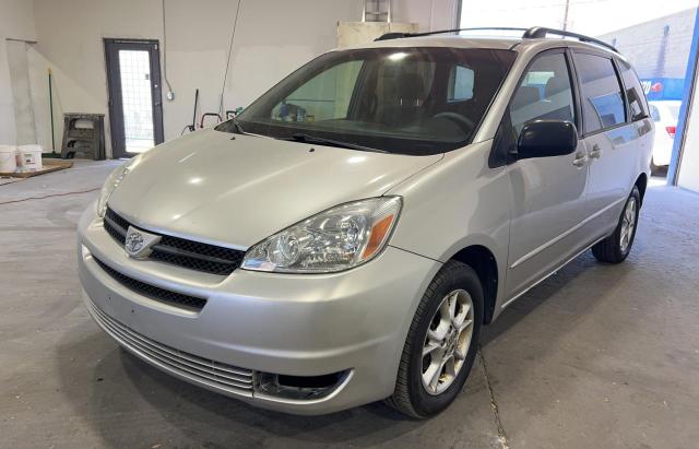 Photo 1 VIN: 5TDBA23C54S015118 - TOYOTA SIENNA LE 