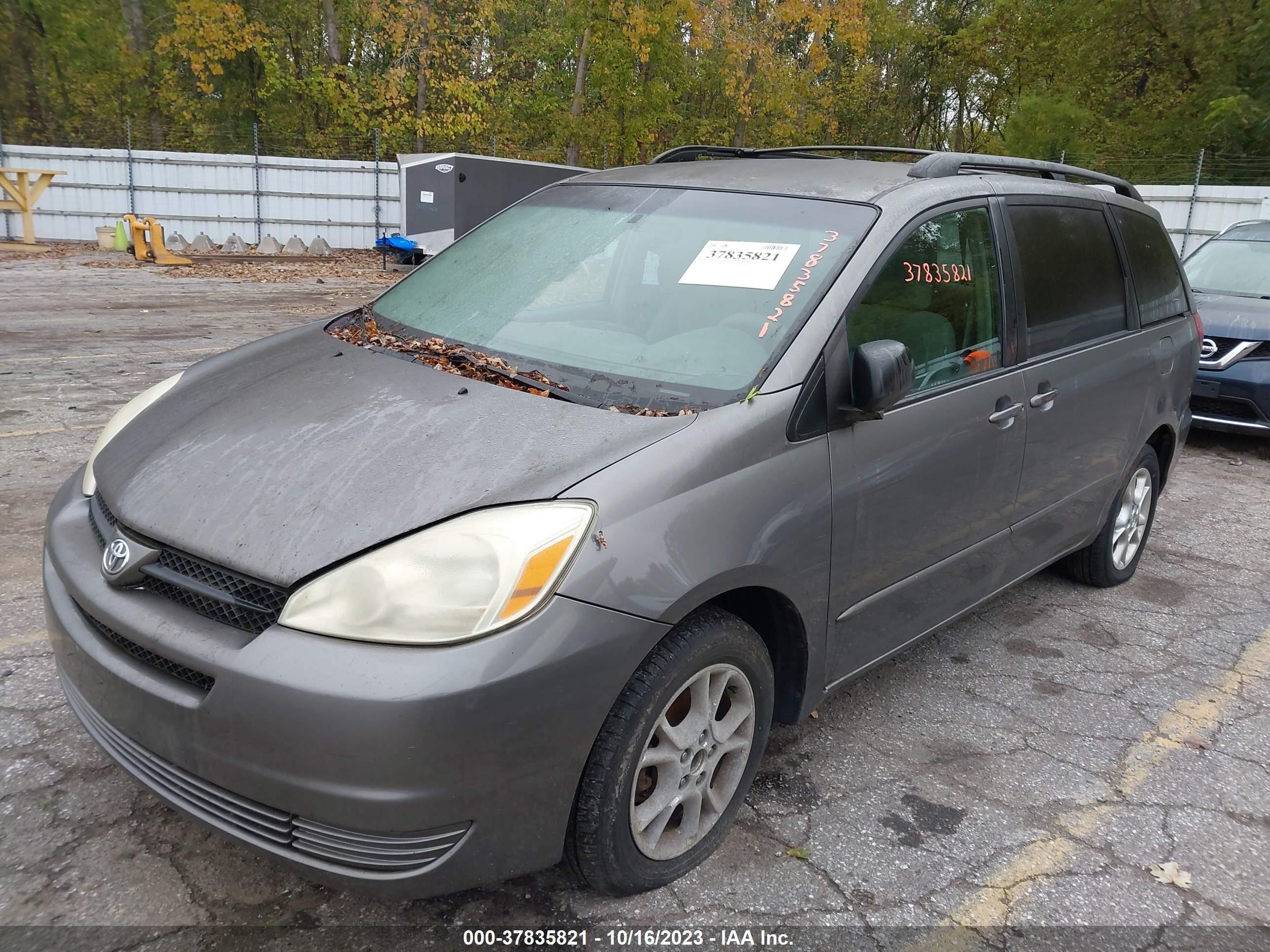 Photo 1 VIN: 5TDBA23C55S042630 - TOYOTA SIENNA 