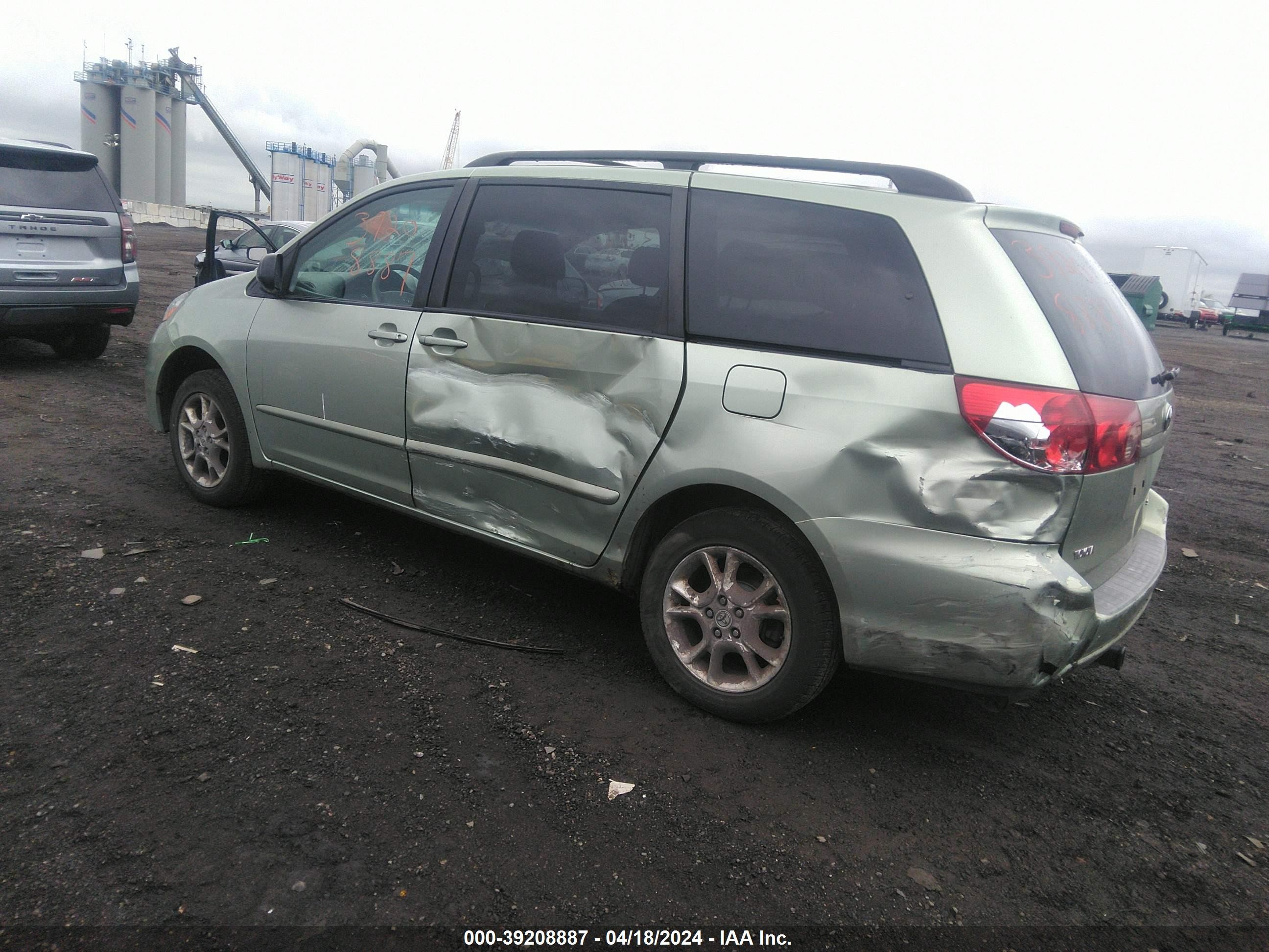 Photo 13 VIN: 5TDBA23C56S072521 - TOYOTA SIENNA 