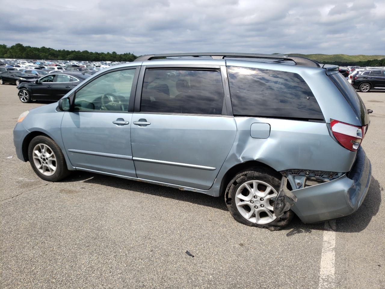 Photo 1 VIN: 5TDBA23C66S063441 - TOYOTA SIENNA 