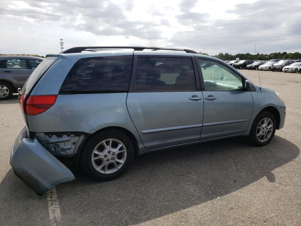 Photo 2 VIN: 5TDBA23C66S063441 - TOYOTA SIENNA 