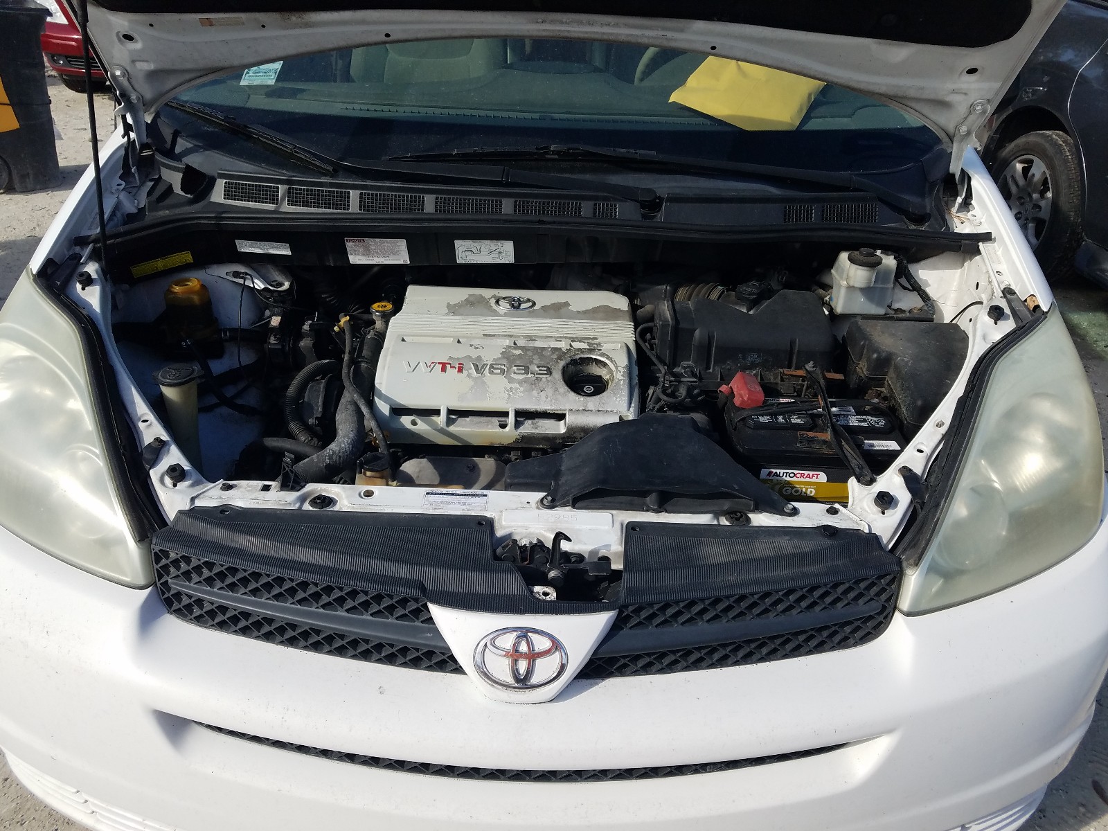 Photo 6 VIN: 5TDBA23C84S018840 - TOYOTA SIENNA LE 