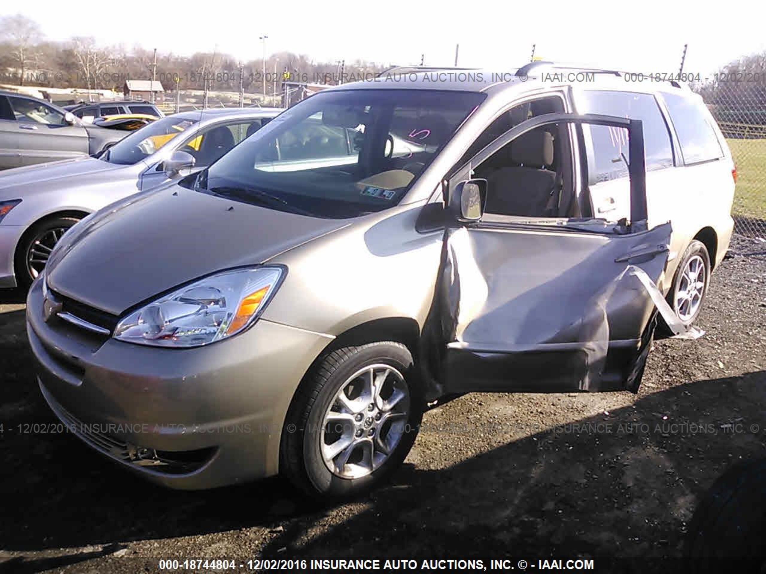 Photo 1 VIN: 5TDBA23C86S056491 - TOYOTA SIENNA 