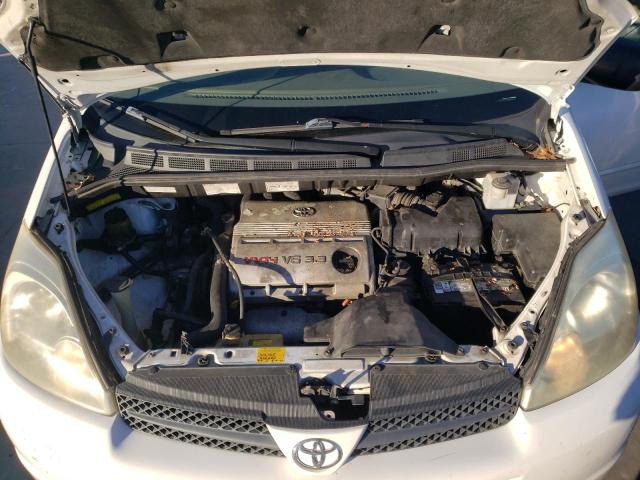 Photo 11 VIN: 5TDBA23C95S045577 - TOYOTA SIENNA LE 