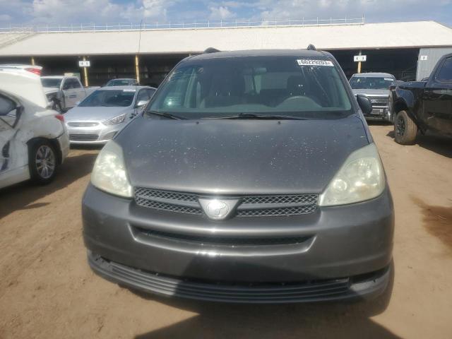 Photo 4 VIN: 5TDBA23CX4S007810 - TOYOTA SIENNA LE 