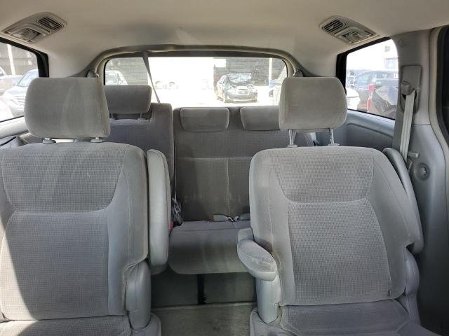 Photo 9 VIN: 5TDBA23CX4S007810 - TOYOTA SIENNA LE 