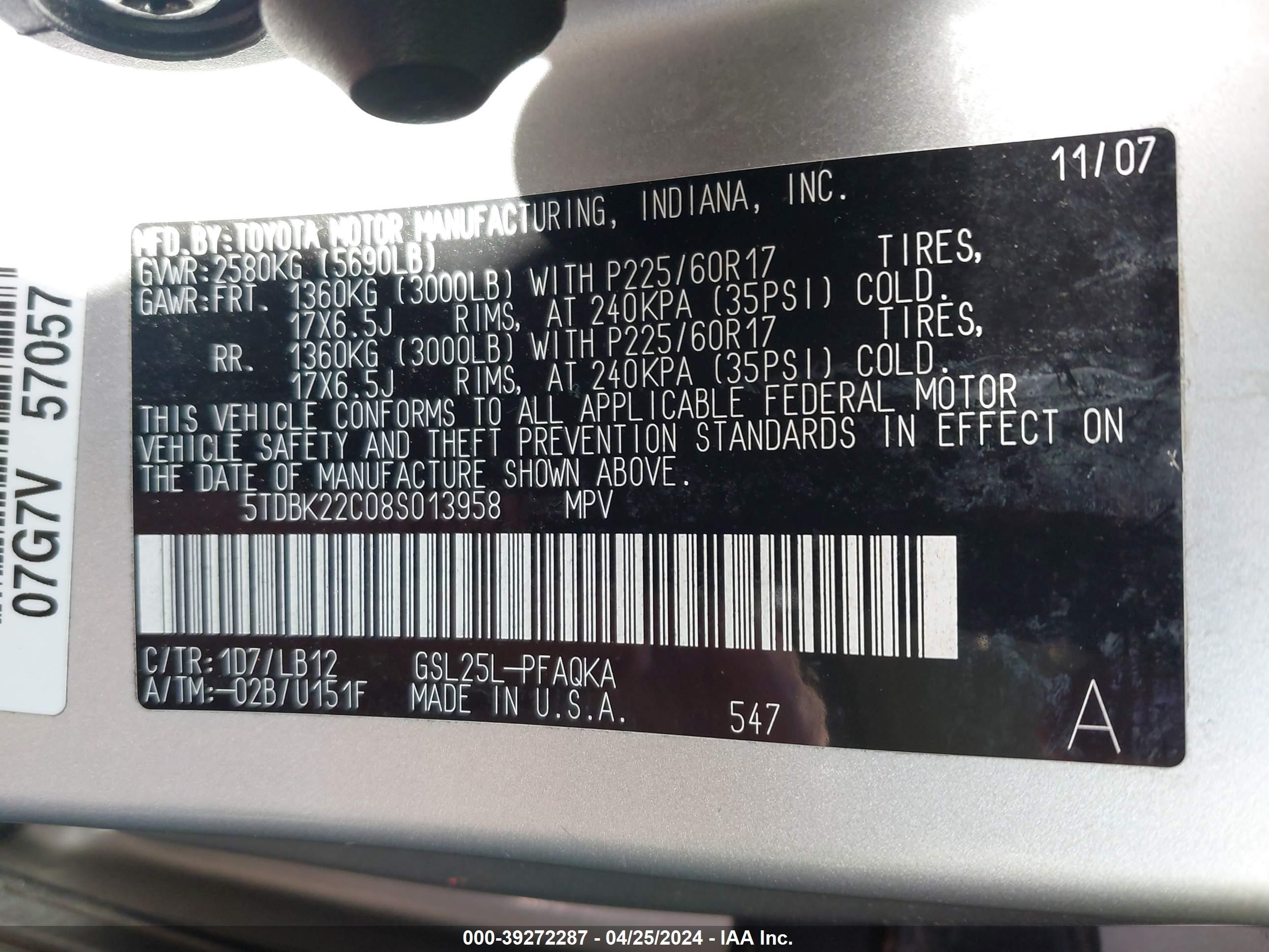 Photo 8 VIN: 5TDBK22C08S013958 - TOYOTA SIENNA 