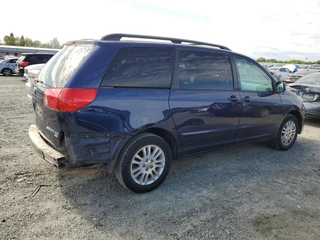 Photo 2 VIN: 5TDBK22C17S002935 - TOYOTA SIENNA XLE 