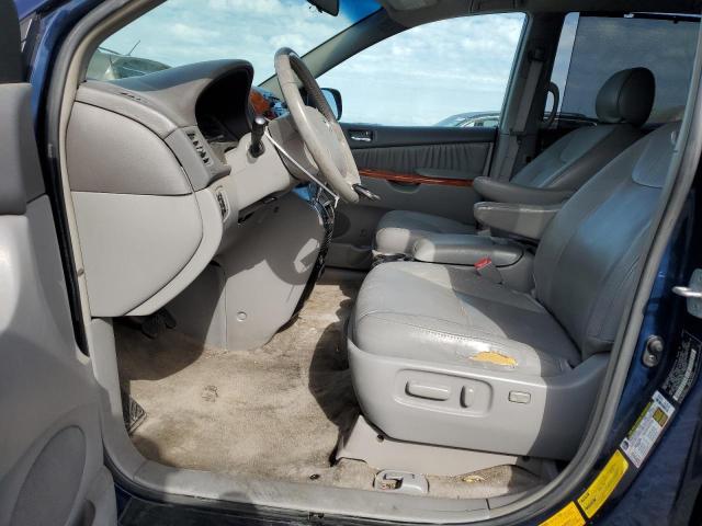 Photo 6 VIN: 5TDBK22C17S002935 - TOYOTA SIENNA XLE 