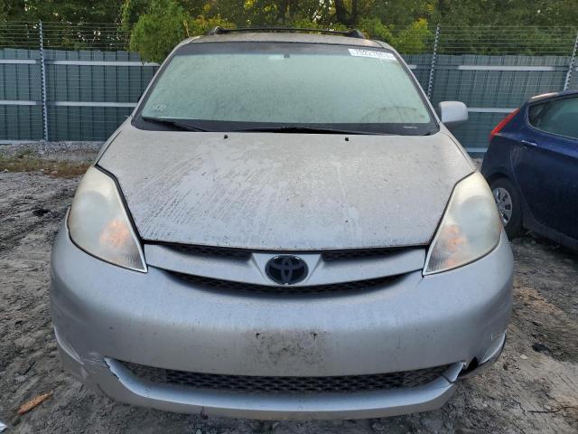 Photo 4 VIN: 5TDBK22C17S006659 - TOYOTA SIENNA XLE 