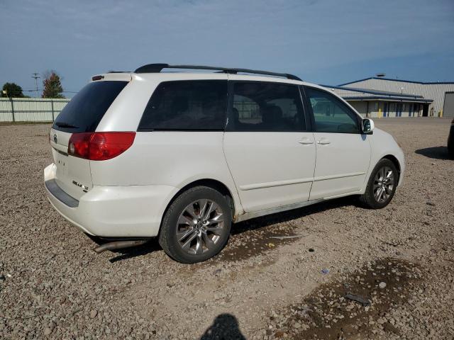 Photo 2 VIN: 5TDBK22C27S007657 - TOYOTA SIENNA 4X4 