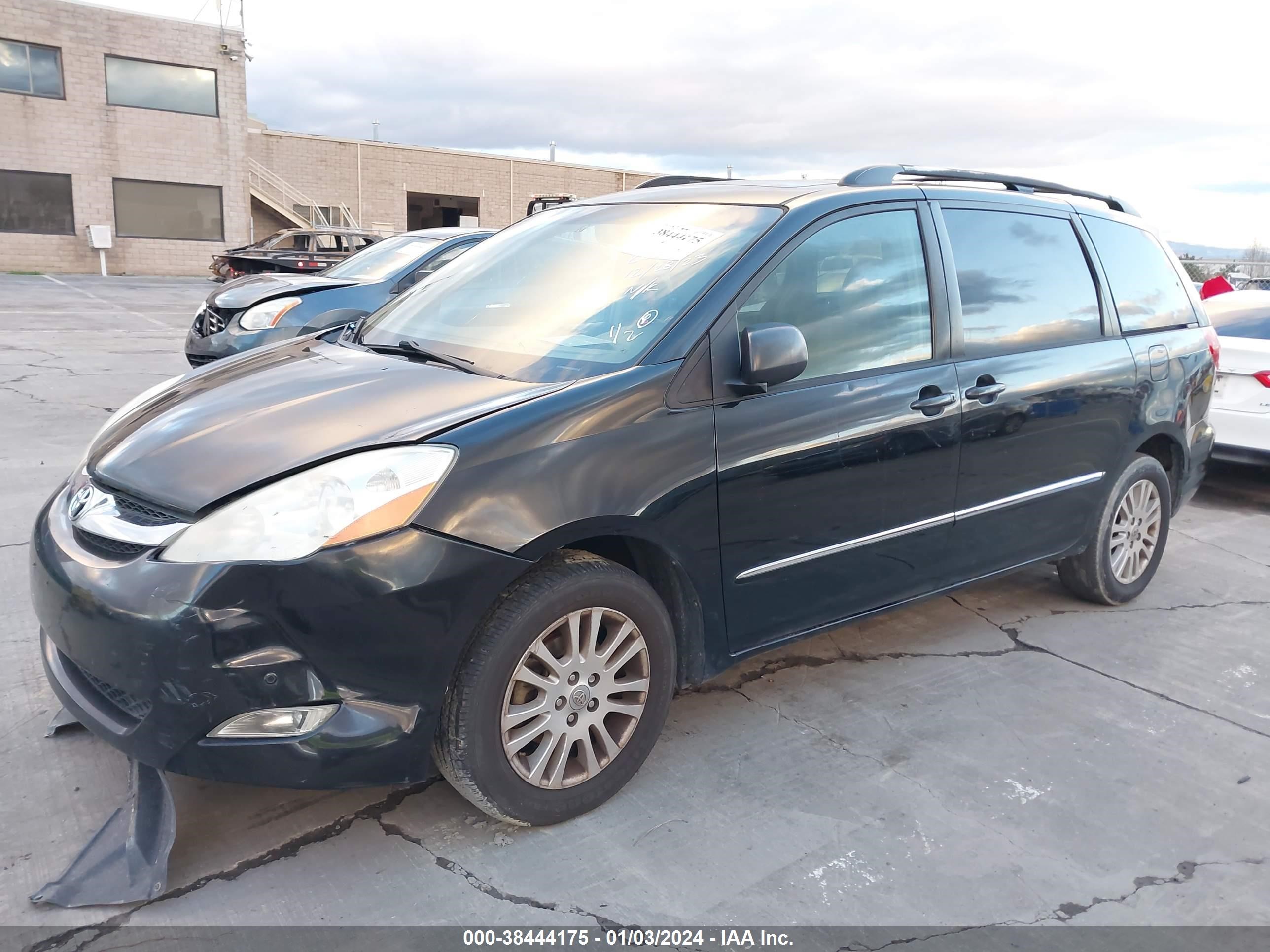 Photo 1 VIN: 5TDBK22C39S026527 - TOYOTA SIENNA 