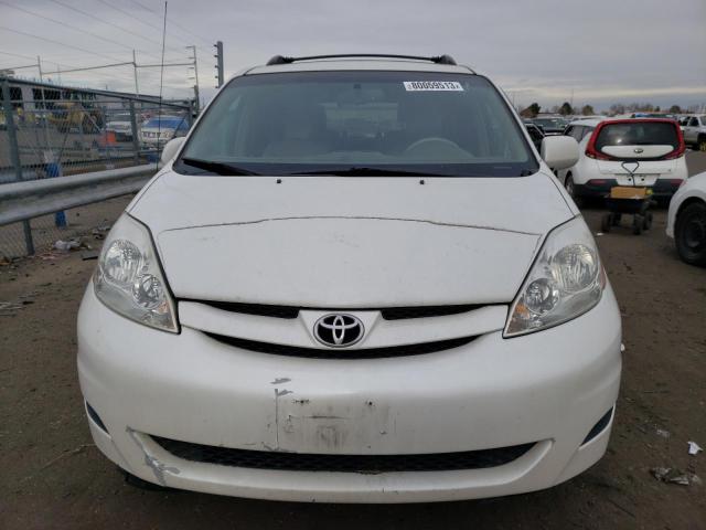 Photo 4 VIN: 5TDBK22C48S017849 - TOYOTA SIENNA XLE 