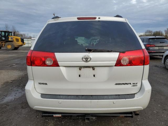 Photo 5 VIN: 5TDBK22C67S007225 - TOYOTA SIENNA XLE 