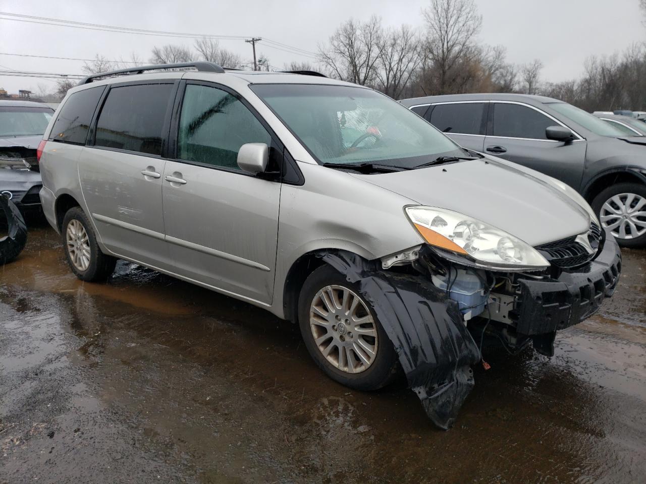 Photo 3 VIN: 5TDBK22C69S025744 - TOYOTA SIENNA 