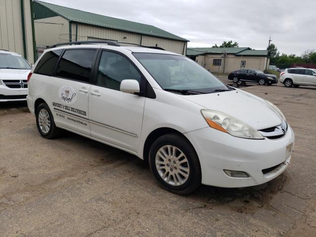 Photo 3 VIN: 5TDBK22C87S000888 - TOYOTA SIENNA XLE 