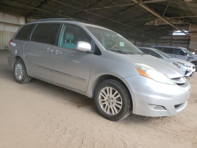 Photo 3 VIN: 5TDBK22C87S002947 - TOYOTA SIENNA XLE 