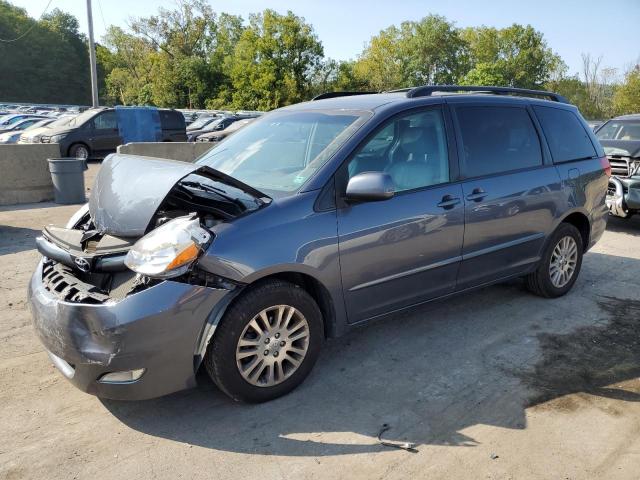 Photo 0 VIN: 5TDBK22CX8S018780 - TOYOTA SIENNA XLE 