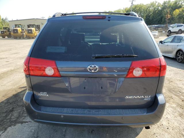 Photo 5 VIN: 5TDBK22CX8S018780 - TOYOTA SIENNA XLE 